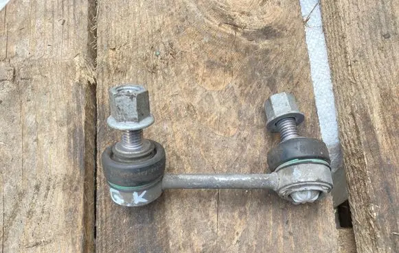 Rear anti-roll bar/stabilizer link