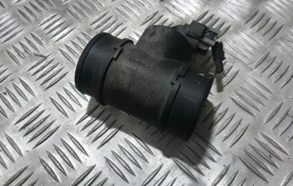 Opel Zafira B Mass air flow meter 25358054