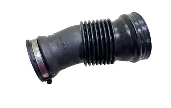 Air intake hose/pipe