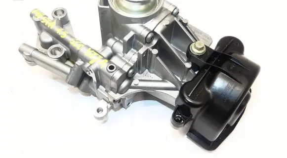 Ford Fiesta Oil pump JX6G6600CA
