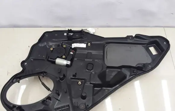 Mazda 6 Rear door window regulator with motor GJ6A97XJ 4092493 G22C5958XPWLN5PA
