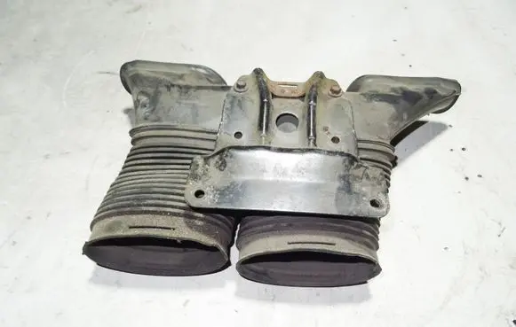 Jaguar X-Type Air intake duct part 4X439A673AA