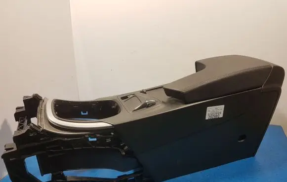 Opel Insignia A Center console