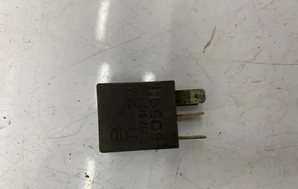 Ford Sierra Other relay 90508807