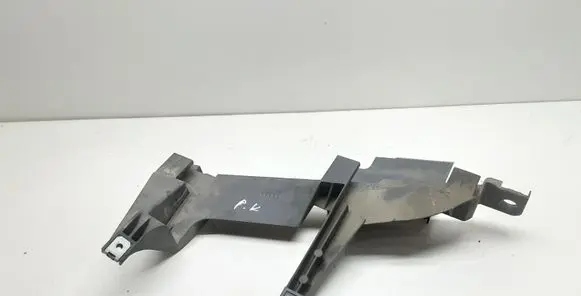 BMW X3 E83 Headlight/headlamp mounting bracket 1301073024