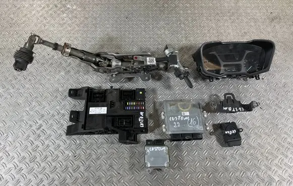 Ford Transit Custom Engine ECU kit and lock set BK2112A650AC S180146202A