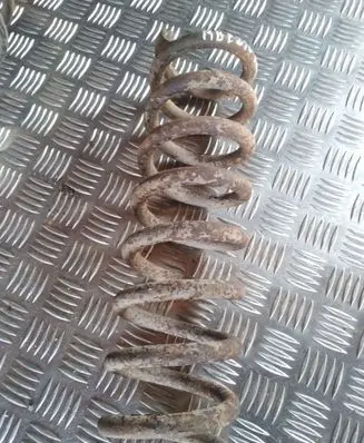 Mercedes-Benz E W210 Front coil spring