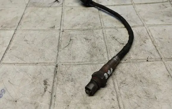 BMW 5 E60 E61 Lambda probe sensor 779160001 0281004018
