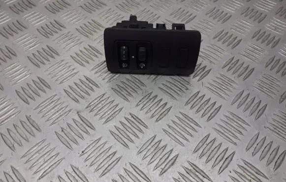 Renault Clio III Light switch 88020001