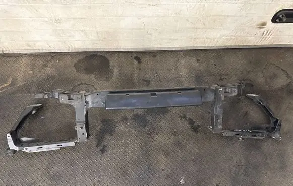 Land Rover Range Rover Velar Radiator support slam panel J8A216E144