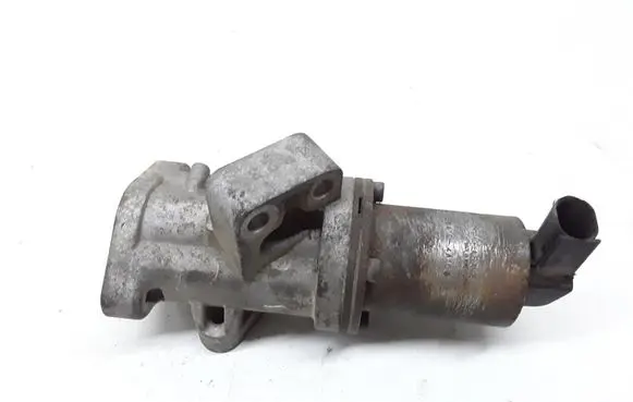 KIA Sorento EGR valve 2841C