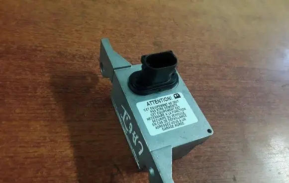 Renault Laguna II ESP acceleration yaw rate sensor 8200004644