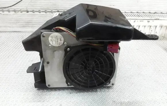 Audi A3 S3 8L Subwoofer speaker 8L0035381G