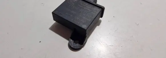 BMW 5 E60 E61 Tire pressure sensor 6771042 0533001012 40668161