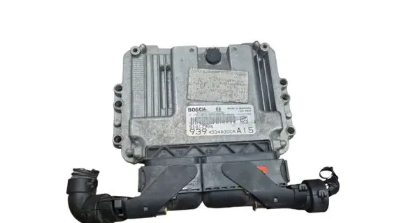 Alfa Romeo 159 Engine control unit/module 51812908 0281013576 4534A30CA