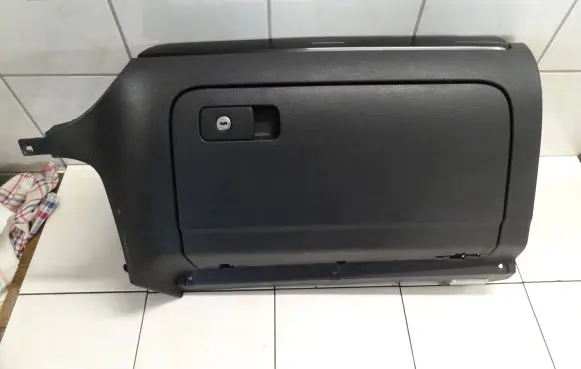 Volkswagen Golf VI Glove box set 1K1857290