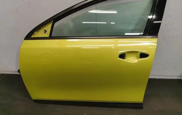 KIA Xceed Front door