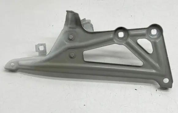 BMW X1 F48 F49 Fender mounting bracket 7329448