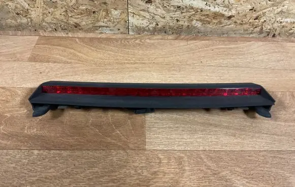 Audi TT Mk1 Third/center stoplight 8N8945097A