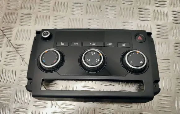 Land Rover Discovery Sport Climate control unit HK7214C533BB 17031001 2454682103