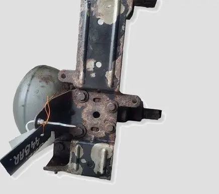 Citroen C5 Air suspension valve block 96399219E