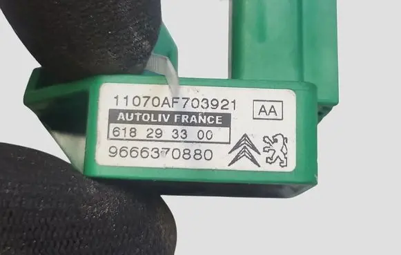 Citroen C5 Airbag deployment crash/impact sensor 9666370880 618293300