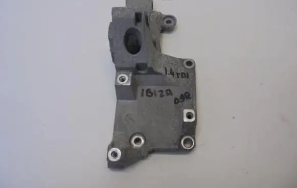 Seat Ibiza IV (6J,6P) Generator/alternator bracket 