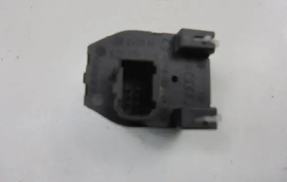 Audi A4 S4 B5 8D Wing mirror switch 8D0959565