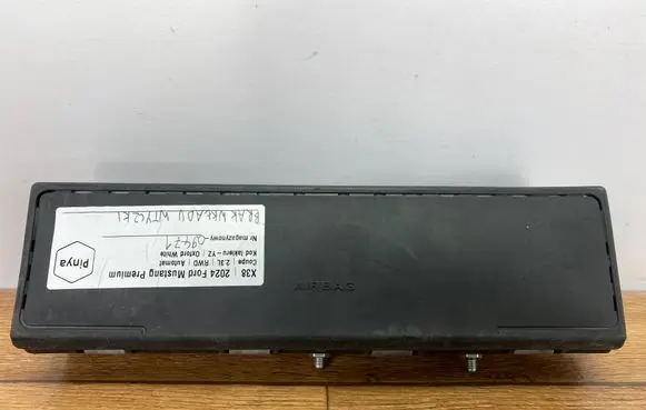Ford Mustang VII Knee airbag PR3B-C042A00-EC.pi