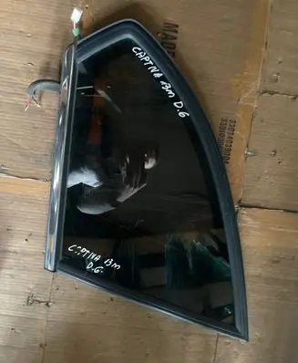 Chevrolet Captiva Rear side window