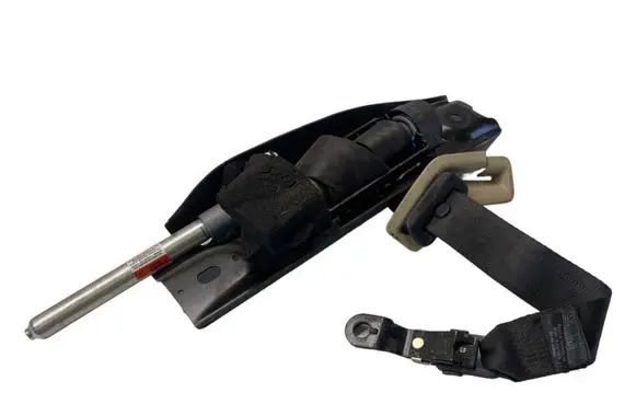 Volvo V70 Front seatbelt 39865060