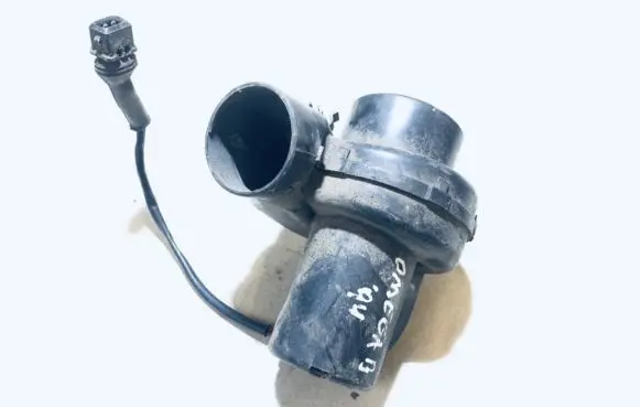 Opel Omega B1 Secondary air pump 0130007810