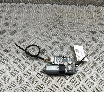 Volkswagen Golf VII Sunroof motor/actuator 1717823B 8V3959591A