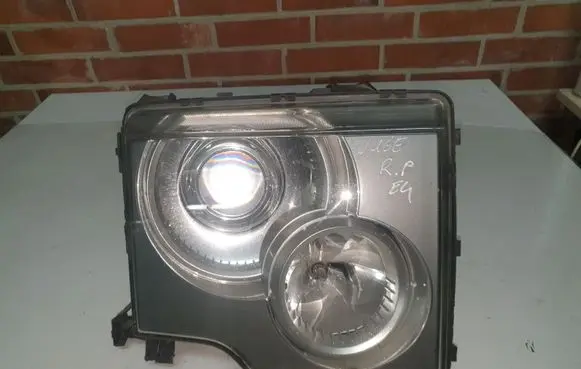 Land Rover Range Rover L322 Headlight/headlamp 1307329074