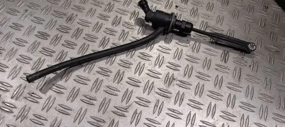 Renault Master III Clutch master cylinder 8200673232 8200673232C