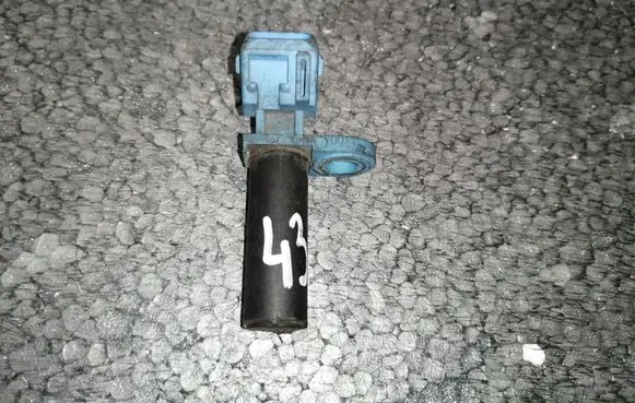 Ford Focus Crankshaft position sensor YS6A6C315AB