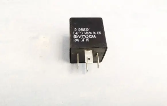Volkswagen Golf IV Other relay 191955529 95vw17k542aa