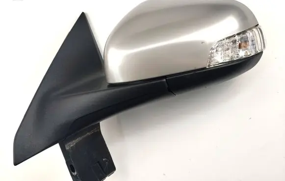 Volvo C70 Front door electric wing mirror 