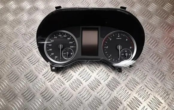 Mercedes-Benz Vito Viano W447 Speedometer (instrument cluster) A4479009617