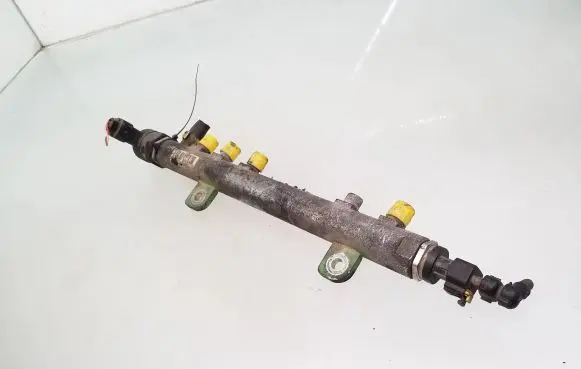Opel Astra H Fuel main line pipe 0281002706 55200517 0281002507