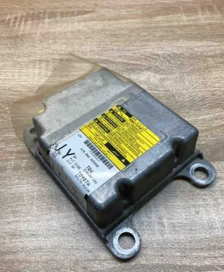 Toyota Avensis T270 Airbag control unit/module 8917005230 219122101