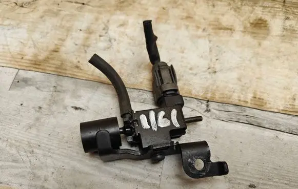 Honda FR-V Turbo solenoid valve 1846004560