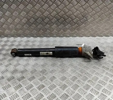 Audi Q7 4M Rear shock absorber/damper 4M0616031AD