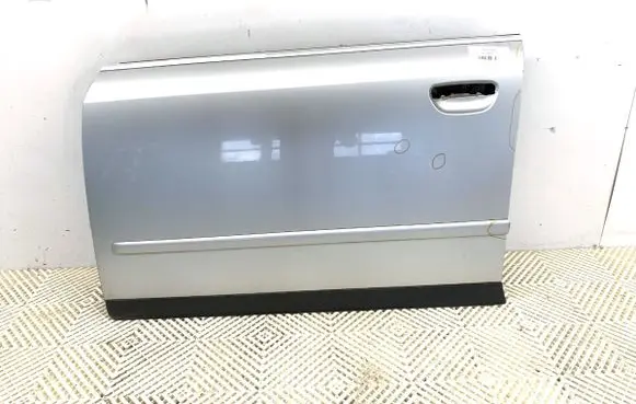 Audi A4 S4 B6 8E 8H Front door