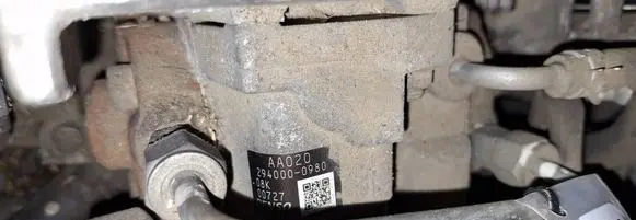 Fuel injection high pressure pump