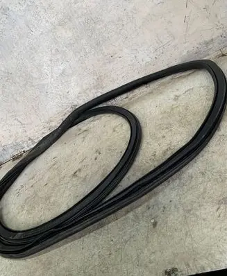 Opel Adam Rubber seal front coupe door 