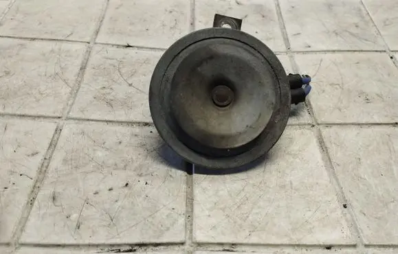 Volkswagen Fox Horn signal 007524