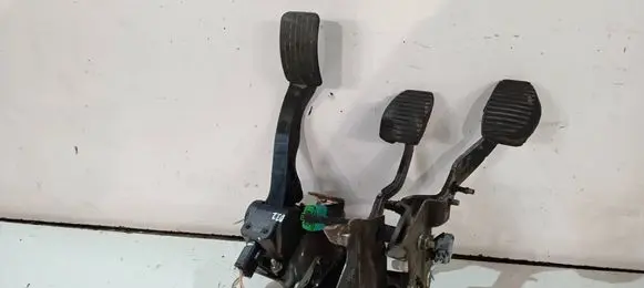 Citroen Berlingo Pedal assembly 96822079