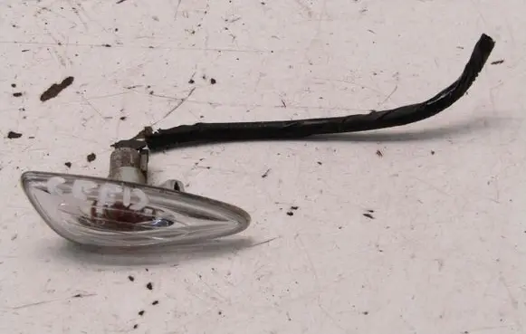 KIA Ceed Front indicator light 92304A20