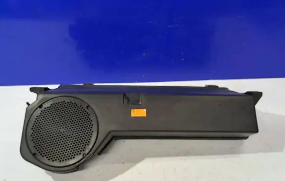 Mercedes-Benz R W251 Subwoofer speaker A2518200002